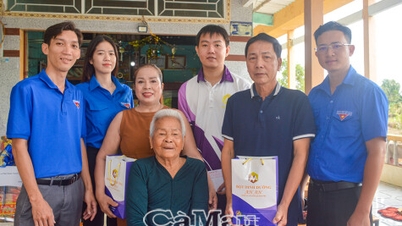 ដំណើររឿង "ត្រឡប់ទៅផ្ទះស្តាប់រឿងរ៉ាវរបស់ម្តាយ"