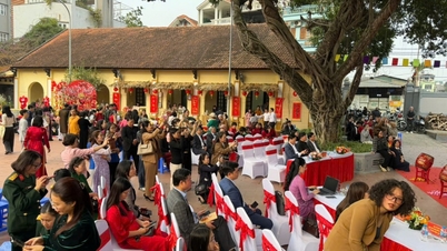 Impressions of the Green Sticky Rice Cake Festival in Hong Ha Ward
