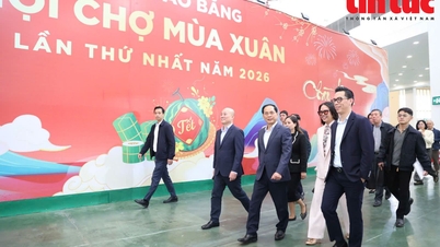 Viceprim-ministrul Bui Thanh Son inspectează desfășurarea Târgului de Primăvară din 2026.