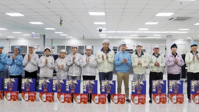 Bumjin Electronics Vina Co., Ltd. (Dong Mai Industrial Park) verteilte Tet-Geschenke an fast 900 Arbeiter und Angestellte.