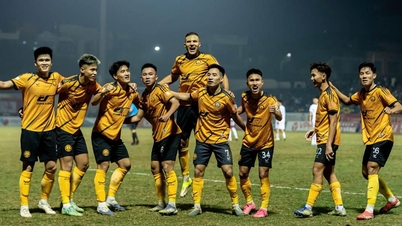 Vietnamský fotbal a radosti a strasti klubů.