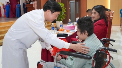 Rambut palsu menyediakan sokongan untuk pesakit kanser.