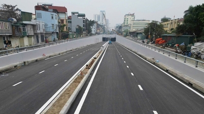 Informasi perencanaan infrastruktur: Quang Tri meminta masukan atas draf baru dan serangkaian proyek transportasi mencapai tahap penyelesaian.