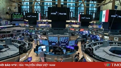Wall Street se zalila zelenou barvou a index Dow Jones poprvé překročil 50 000 bodů.