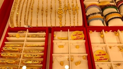 Los precios del oro aumentaron más de 7 millones de VND por tael esta semana.