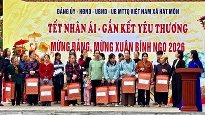 "Tet of Compassion - Connecting Love" in Hat Mon