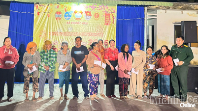 La commune de Phuoc Hau a organisé le programme « Printemps de l'amour - Chaleur de la grande unité ».