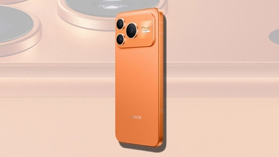 Honor Power 2 „šokuje“ falešným fotoaparátem, aby vypadal jako iPhone 17 Pro.