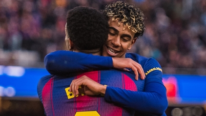 Lamine Yamal phá kỷ lục của Mbappe, Hansi Flick nói điều đặc biệt