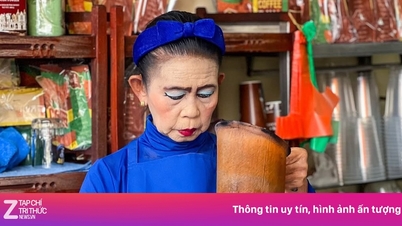 "ป้าปากแดง" ที่ขายชานมไข่มุกในประเทศไทยเป็นที่ต้องการอย่างมากของลูกค้าชาวเวียดนาม