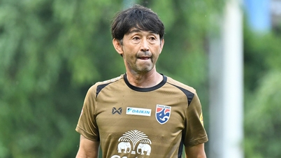 Thaise fans roepen hun nationale voetbalteam op om te stoppen met het imiteren van Japan.