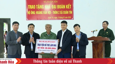 Xuan Tin privilégie le travail social.