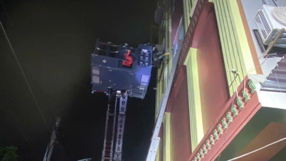 Hanoi: Kigyulladt egy ötemeletes épület; a rendőrség azonnal 15 embert vezetett biztonságba.