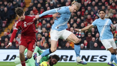 HLV Guardiola thay đổi 'lạ', may vẫn kịp sửa sai: Man City thắng ngược ngoạn mục Liverpool