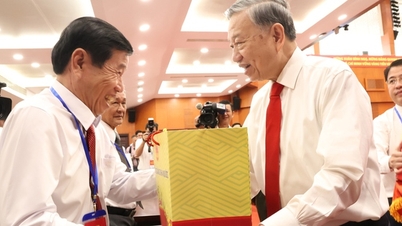 Generalsekreterare till Lam: Ho Chi Minh-staden är en plats där centralkommittén med tillförsikt kan anförtro viktiga uppgifter.