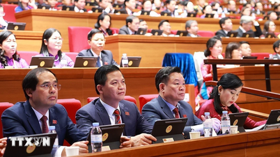 ความคาดหวังและความไว้วางใจของประชาชนที่มีต่อความสำเร็จครั้งประวัติศาสตร์ของพรรค