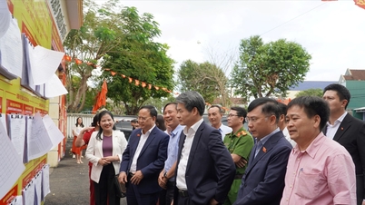 Surveillance et inspection des procédures électorales dans la commune d'An Phu, province de Quang Ngai.
