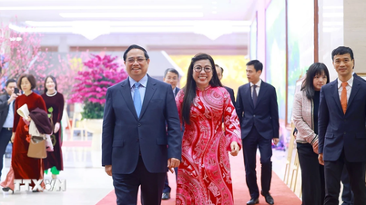 នាយករដ្ឋមន្ត្រី និងភរិយា បានរៀបចំពិធីទទួលភ្ញៀវសម្រាប់ក្រុមការទូត ក្នុងឱកាសបុណ្យចូលឆ្នាំថ្មីប្រពៃណីចិន (ឆ្នាំសេះ)។