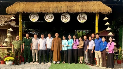 ឃុំភូហ៊ូវ៖ ការបើកផ្សារជនបទឡើងវិញ
