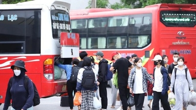バス料金は7倍に値上がりしており、ベトナム道路管理局は違反の調査と処理を命じた。
