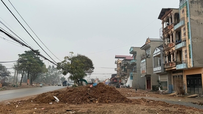 Hanoï : Trois quartiers s'efforcent de céder les terrains nécessaires au projet de la route nationale 6, comme prévu.