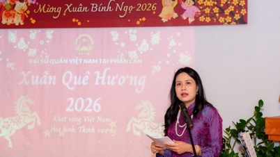 2026年フィンランドの活気あふれる春祭り。