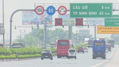 Trafik levhaları ve yol işaretlemelerinin montajındaki eksiklikleri giderin.