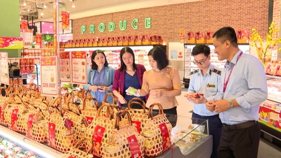 Tay Ninh legt tijdelijk goederen ter waarde van meer dan 2.000 miljard VND aan voor het Lunar New Year (Tet)-feest in 2026.