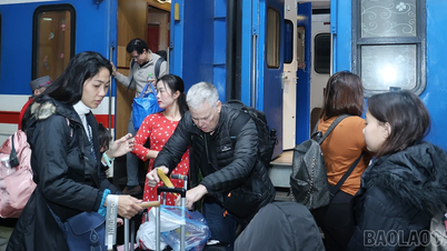A Lao Cai - Hanoi vasúttársaság bővíti szolgáltatásait, hogy kielégítse az utazási igényeket a Tet ünnep alatt.
