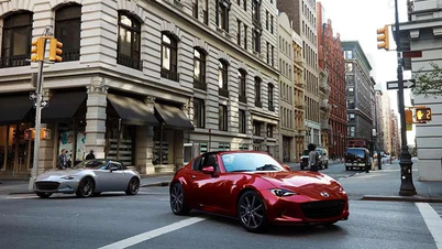 Roadster ikonik Mazda MX-5 Miata 2026 bermula pada harga 790 juta VND di AS.