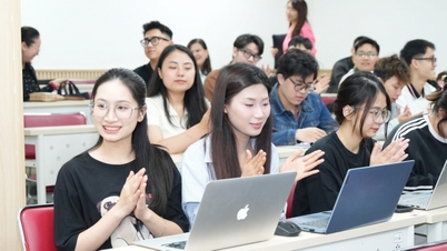 Von der Resolution des 14. Nationalkongresses der Kommunistischen Partei Vietnams bis zur Soft Power des vietnamesischen Bildungswesens.