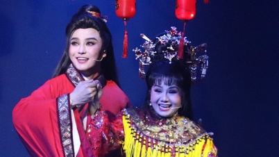 Sanatçı Bach Long, Mutfak Tanrısı ve Mutfak Tanrıçası hakkındaki bir Cai Luong (Vietnam geleneksel operası) oyununu yayınlayacak.