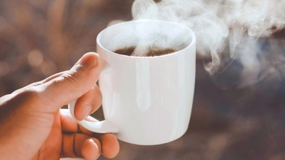 O que acontece com o cérebro quando você mantém o hábito de beber café diariamente?