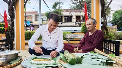 Experimente la "atmósfera tradicional del Tet" en Hoi An.