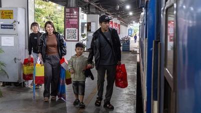 De vakbondstrein – voorjaar 2026 brengt duizenden vakbondsleden en werknemers vanuit Ho Chi Minh-stad terug naar hun geboorteplaatsen om Tet te vieren.