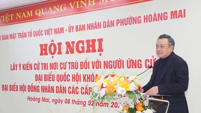 Hoang Mai bölgesindeki seçmenlerin %100'ü, Merkez Denetleme Komitesi Başkanı Tran Sy Thanh'ı 16. Ulusal Meclis'te temsilci adayı olarak güvenle destekledi.