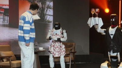 Robot humanoid melakukan kung fu, berakting dalam drama, dan memeriahkan pesta di Tiongkok.
