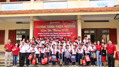 iSchool Nha Trang telah mendermakan lebih 1,000 hadiah Tet kepada pelajar Sekolah Rendah Dien Dien.