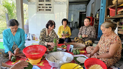 Het behoud van de geurige tradities van Tet