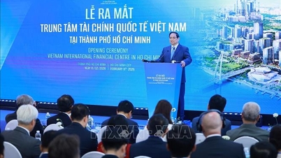 A miniszterelnök részt vett a Vietnami Nemzetközi Pénzügyi Központ megnyitó ünnepségén Ho Si Minh-városban.