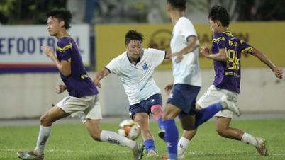 Vietnamese players of overseas origin and naturalized citizens have more opportunities to compete in Vietnamese football.
