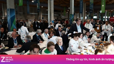 The cake unexpectedly became famous at the 2026 Olympic Village.