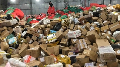 Zamówienia mnożą się wraz ze zbliżaniem się Tet (Księżycowego Nowego Roku), a klienci z niecierpliwością oczekują na dostawę.