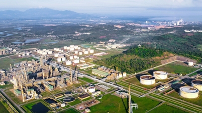 In Quang Ngai ist ein petrochemisches und Energiekomplexprojekt im Wert von über 20 Milliarden Dollar geplant.