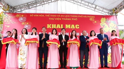 A Biblioteca Municipal de Hai Phong inaugurou a Exposição de Jornais da Primavera para o Ano do Cavalo de 2026 e a Exposição de Caligrafia Han Nom.