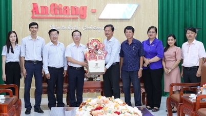 VNPT An Giang menyampaikan ucapan selamat Tahun Baru kepada Surat Kabar dan Radio-Televisi Provinsi An Giang.
