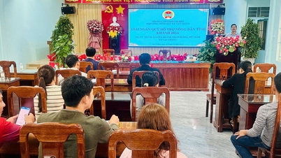 Liberação de 1 bilhão de VND em capital de empréstimo do Fundo Provincial de Apoio aos Agricultores na comuna de Van Thang.