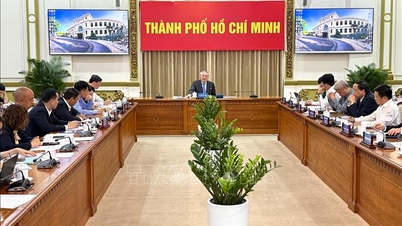 Развивать три основных направления инфраструктуры для скоординированного обслуживания международного финансового центра.