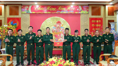 Kor Tentera Darat ke-16 melawat dan menyampaikan ucapan Tahun Baharu kepada Kor Tentera Darat ke-34 dan Kor Tentera Darat ke-15.