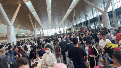 Con la incorporación de la Terminal 3, el Aeropuerto Tan Son Nhat sigue abarrotado: volver a casa para el Tet (Año Nuevo Lunar) nunca ha sido tan fácil.